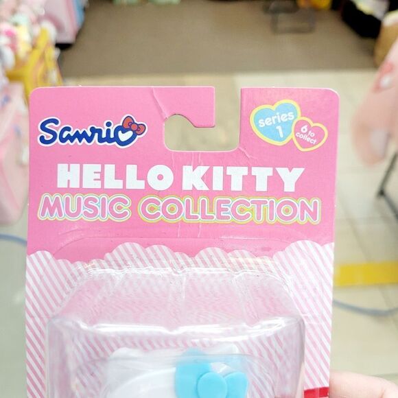 Brand New Sanrio Hello Kitty Music Collection Figure #5 - Picture 4 of 7